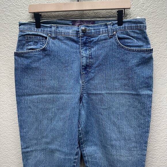 Gloria Vanderbilt Amanda Jeans Womens 18 Denim Straight Leg High Rise Zip - Picture 3 of 15